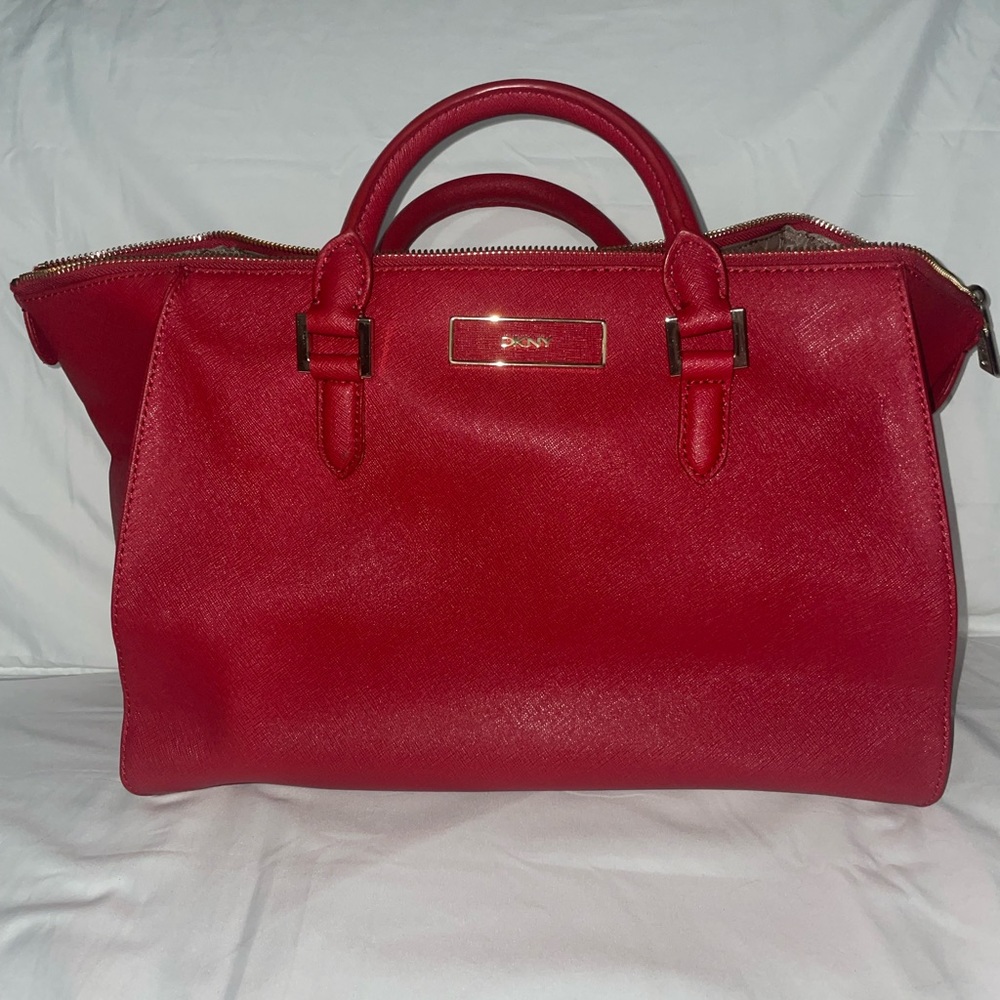 DXNY red, stylish purse!